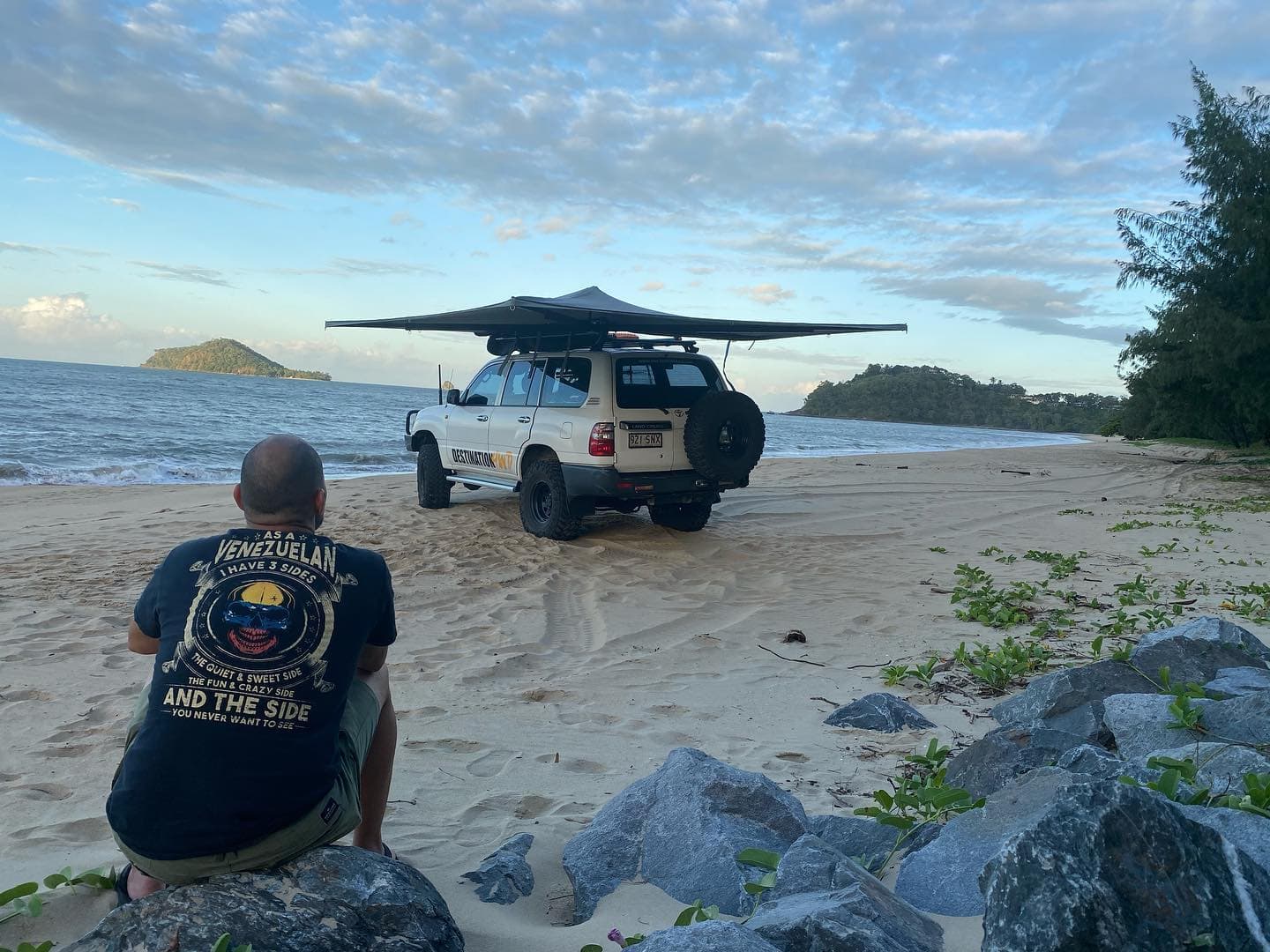 Destination4WD awnings to extend your shade in Australia Ellis Beach FNQ Rafa Mata