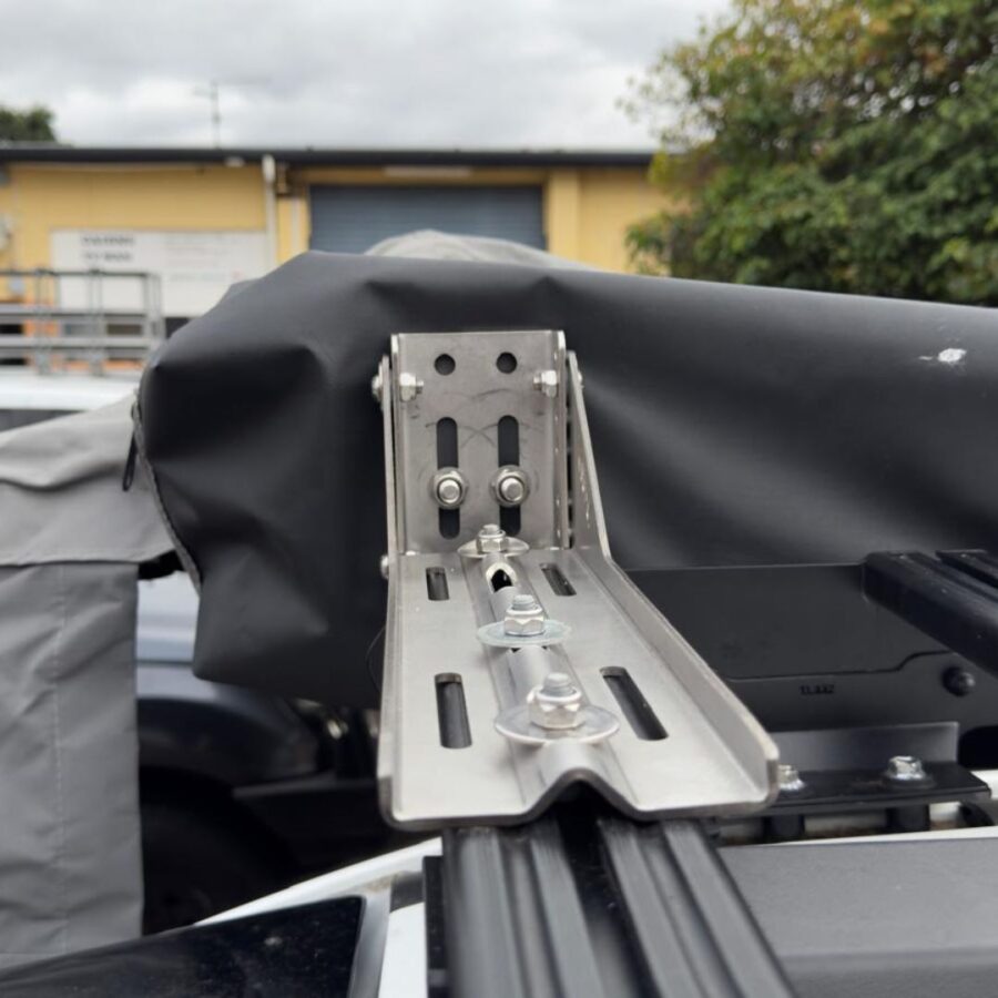 Universal Mounting Brackets – Destination4WD Awnings (D270 & D180)