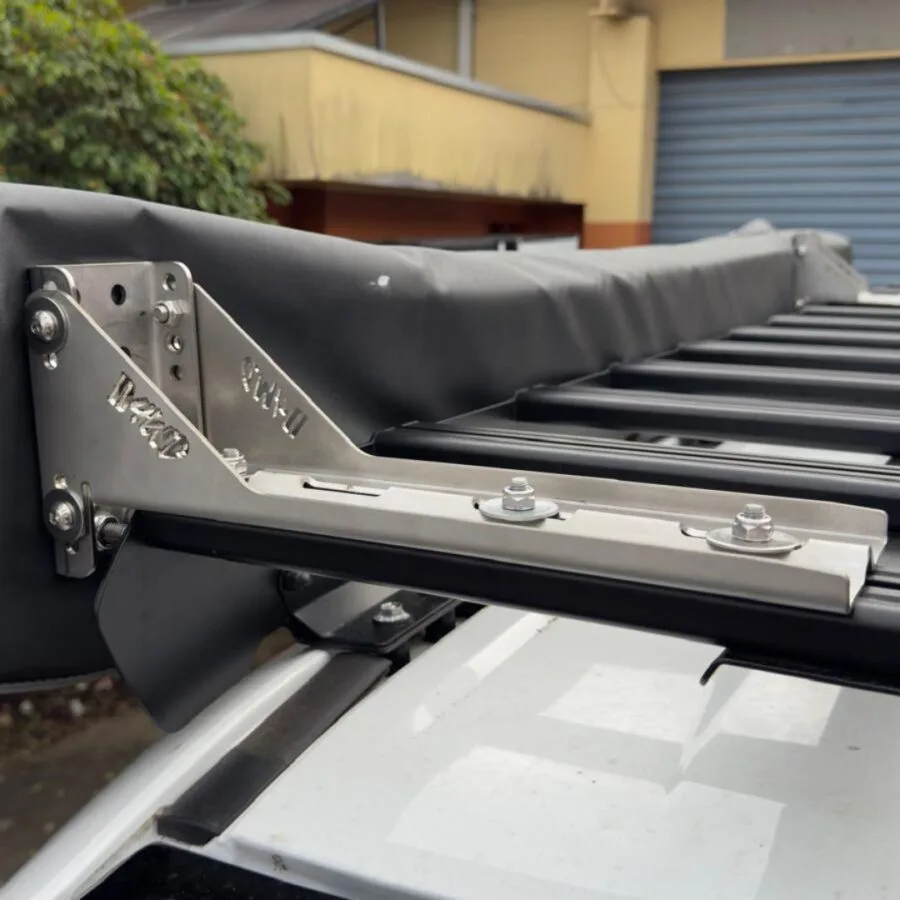 Universal Mounting Brackets – Destination4WD Awnings (D270 & D180)