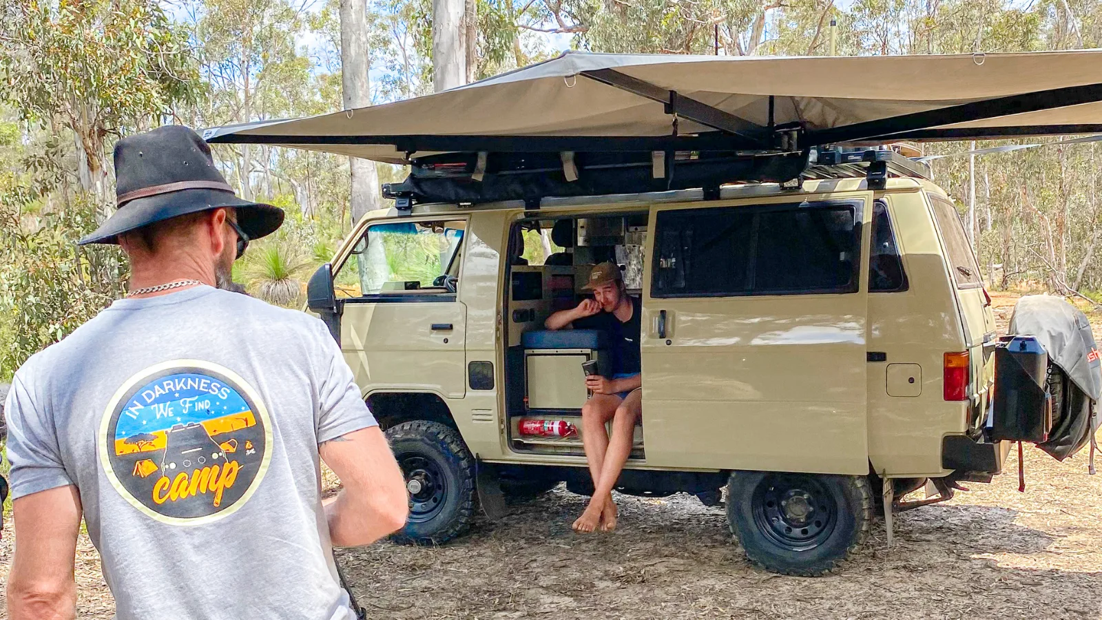 Destination4WD D270 degree freestanding awning Ryan Formosa Ronnie Dahl