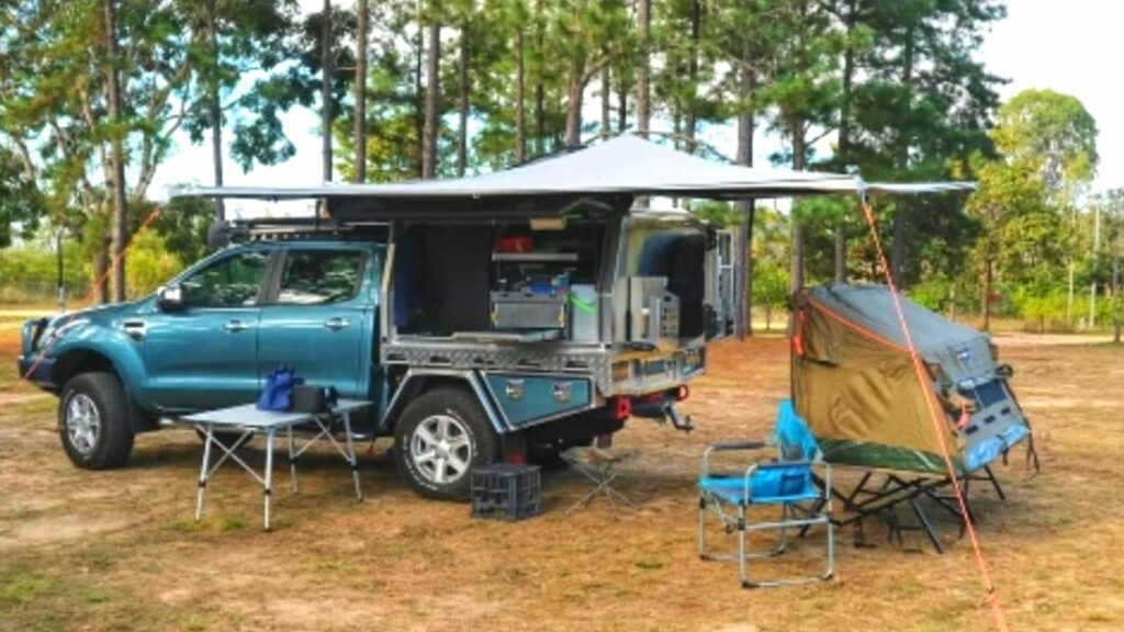 Destination4WD Norweld canopy with D270 freestanding awning