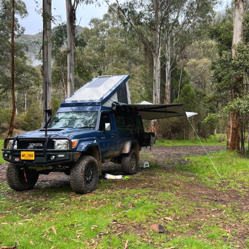 270 awning Destination 4WD awning Toyota Troopy 270 freestanding awning