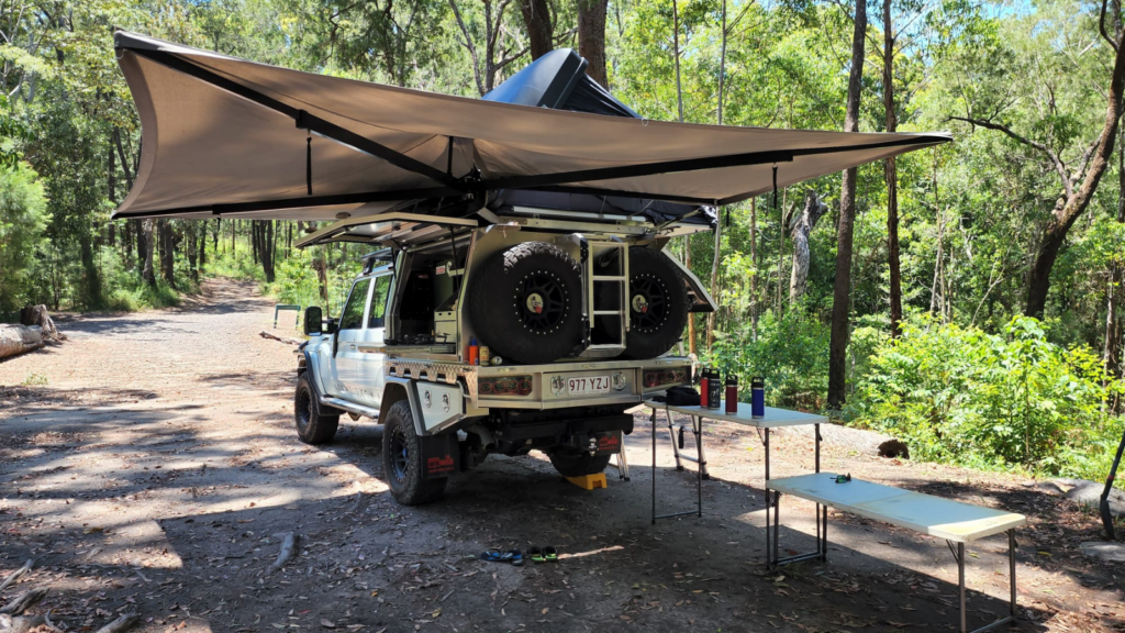 Using your 270 freestanding awning this summer Destination4WD