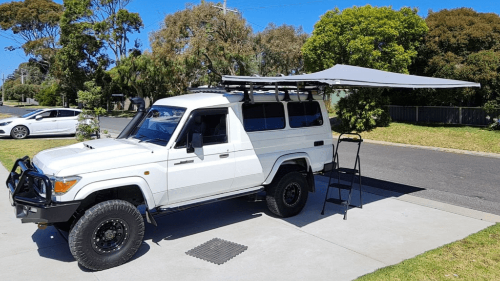Destination4wd freestanding awning Toyota Troopie Troopcarrier 78 70 series