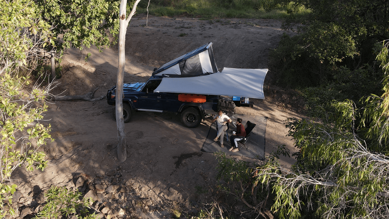 4WD awning Destination4WD Australian made 4x4 free standing awnings and shower awnings