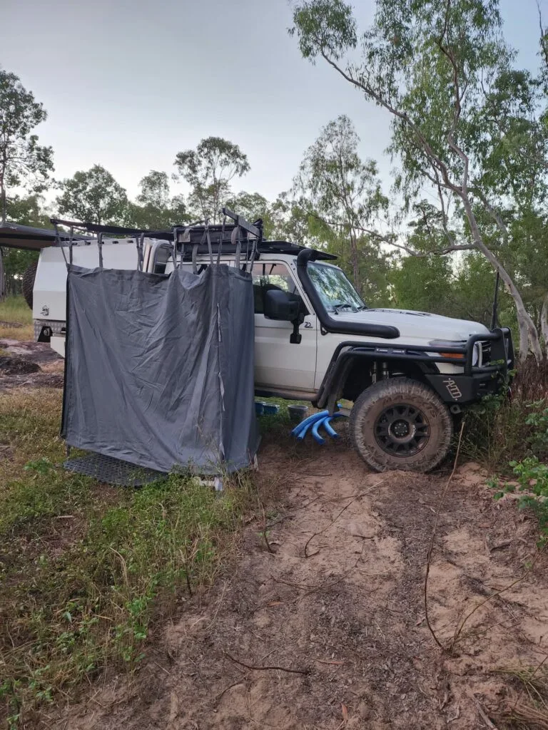 Destination4WD bathroom tent Toyota Landcruiser 79 series1