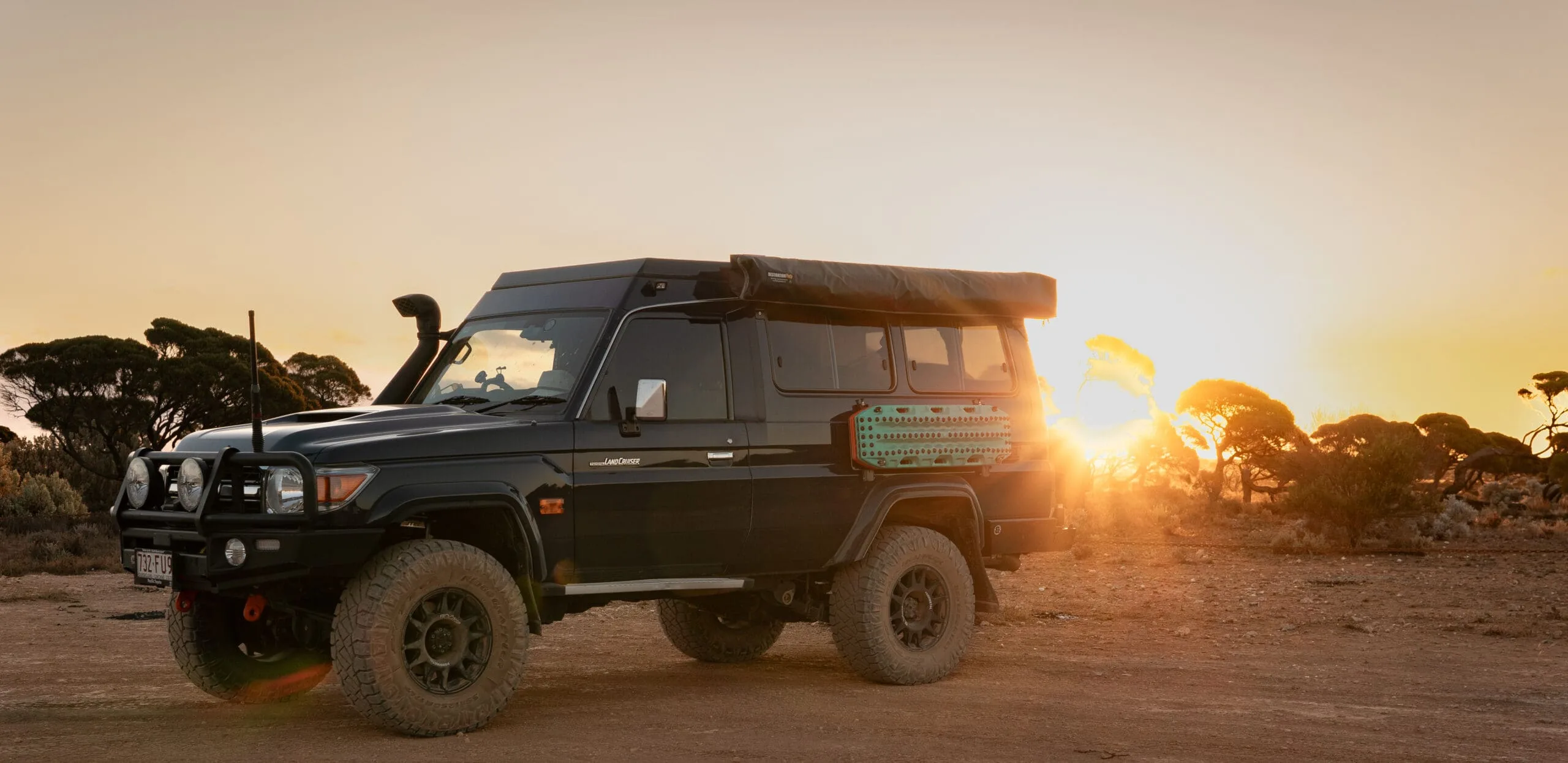 Toyota Troopy Destination4WD free standing 4WD awnings scaled