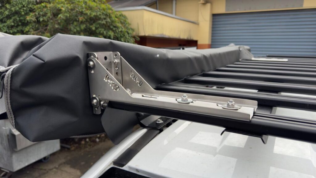 Universal brackets for Destination4wd