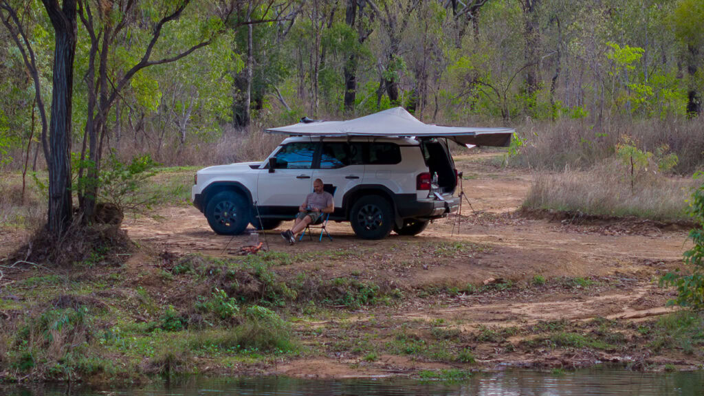 Destination4WD D180 Awning 16x9 01